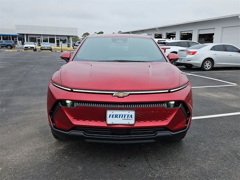 New 2026 Chevrolet Equinox EV LT image 21