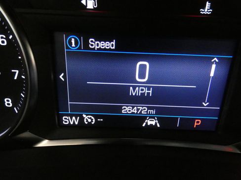 Used 2024 GMC Terrain SLE image 18