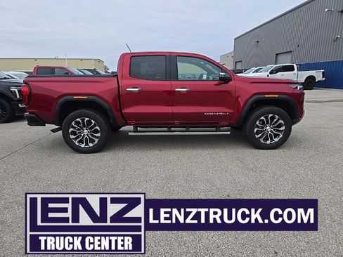 Used 2023 GMC Canyon Denali image 1