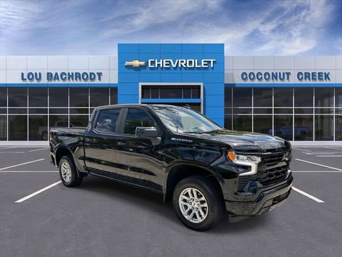Used 2025 Chevrolet Silverado 1500 RST AWD/4WD image 2