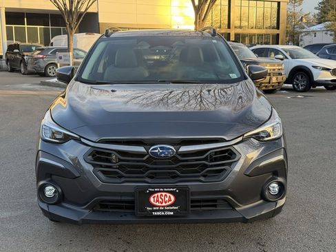 Used 2024 Subaru Crosstrek 2.5i Limited image 3