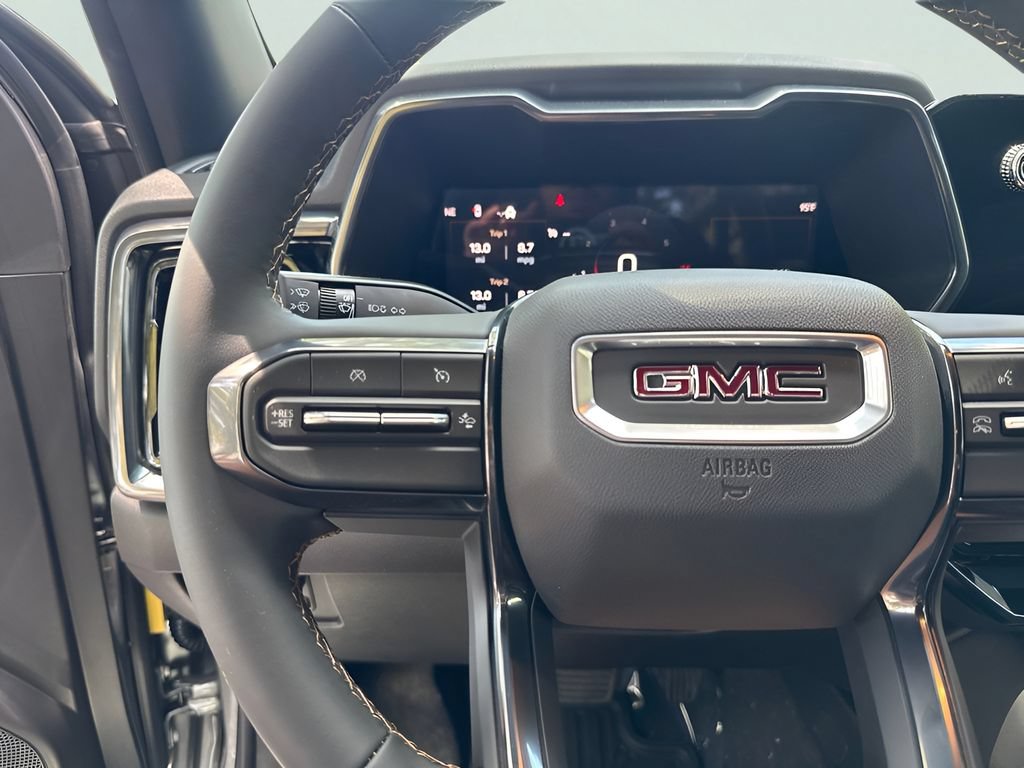 New 2026 GMC Canyon AT4 AWD/4WD image 13