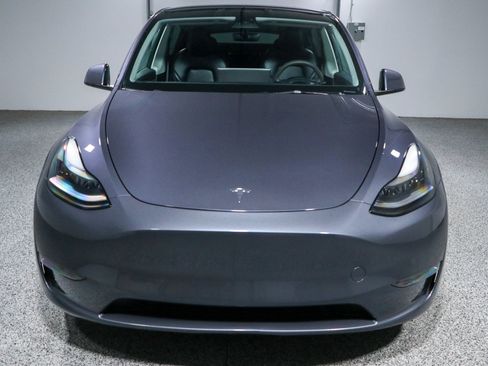 Used 2023 Tesla Model Y Performance AWD/4WD image 4