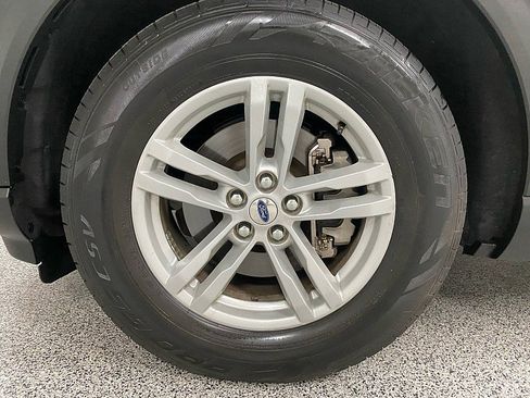 Used 2021 Ford Explorer XLT w/ Class III Trailer Tow Package image 19