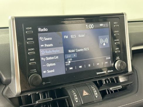 Used 2019 Toyota RAV4 Limited w/ Cold Weather Package FWD image 29