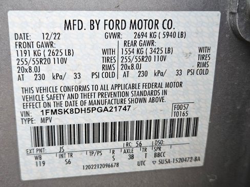 Used 2023 Ford Explorer XLT w/ Equipment Group 202A AWD/4WD image 35