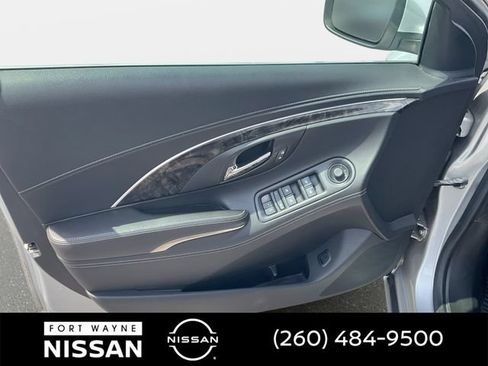 Used 2014 Buick LaCrosse Leather AWD/4WD image 28
