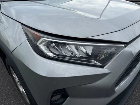 Used 2019 Toyota RAV4 XLE w/ Convenience Package AWD/4WD image 12
