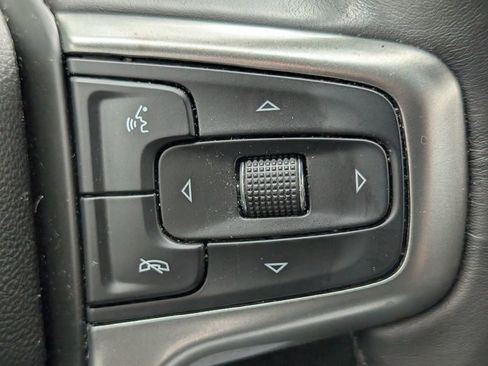 Used 2021 Chevrolet Silverado 1500 LT AWD/4WD image 20