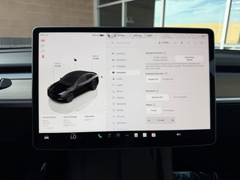 Used 2024 Tesla Model Y 2WD image 20