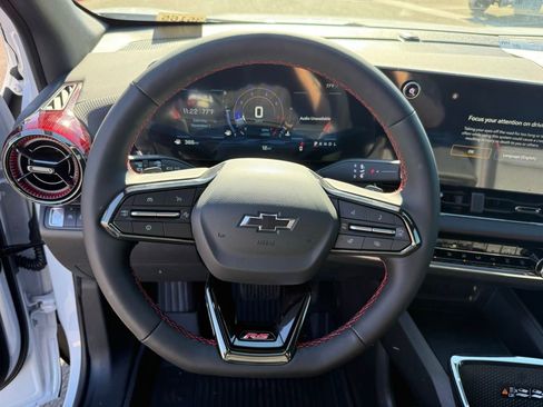 New 2026 Chevrolet Equinox RS image 24