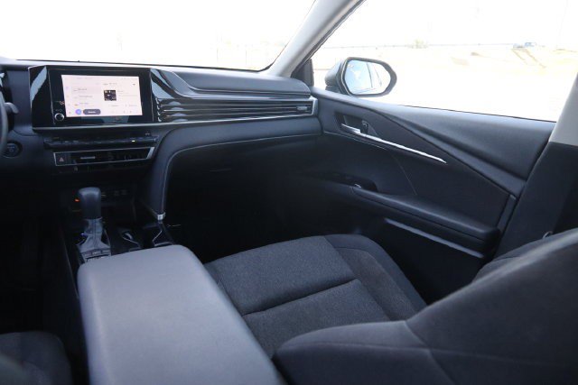 Used 2025 Toyota Camry LE FWD image 26