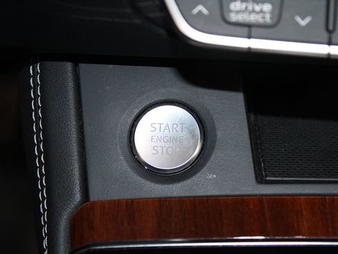 Used 2023 Audi Q5 2.0T Premium Plus image 44