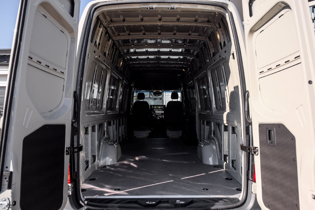 New 2026 Mercedes-Benz Sprinter 2500 image 11