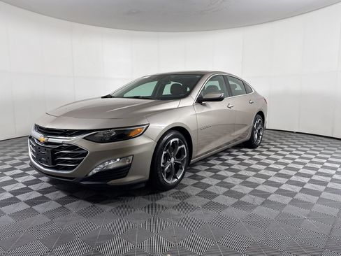 Used 2023 Chevrolet Malibu LT FWD image 1