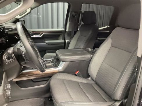 Used 2024 Chevrolet Silverado 1500 RST AWD/4WD image 14