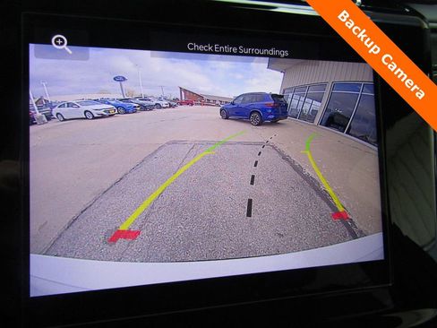 Used 2024 Jeep Grand Cherokee L Laredo image 16