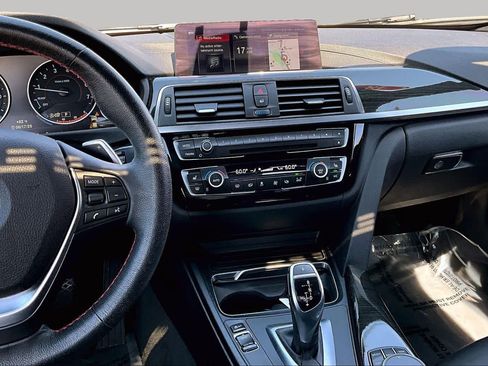 Used 2018 BMW 330i Sedan w/ Convenience Package RWD image 6