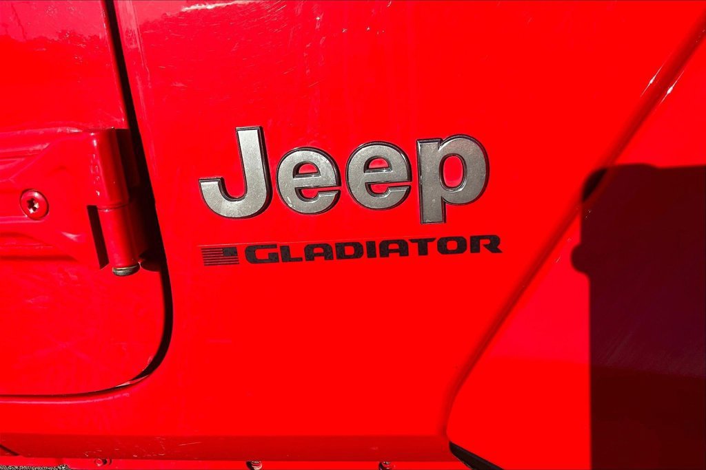 Used 2023 Jeep Gladiator Overland w/ Popular Equipment Package AWD/4WD image 34