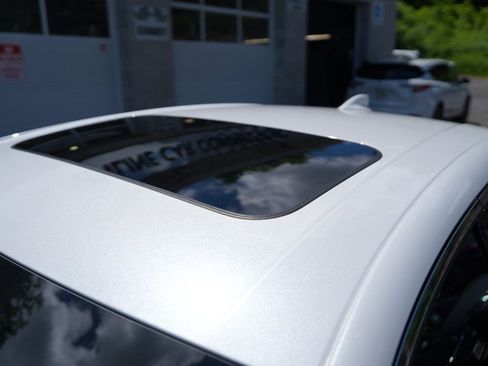 Used 2023 Acura TLX w/ Technology Package FWD image 11