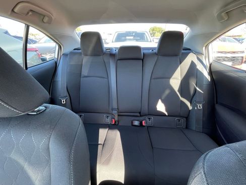 Used 2025 Toyota Corolla LE image 37