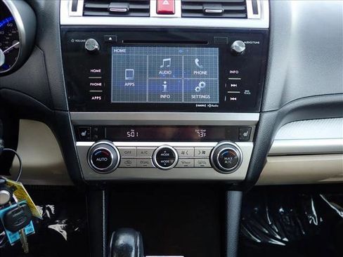 Used 2015 Subaru Outback 2.5i Premium image 16