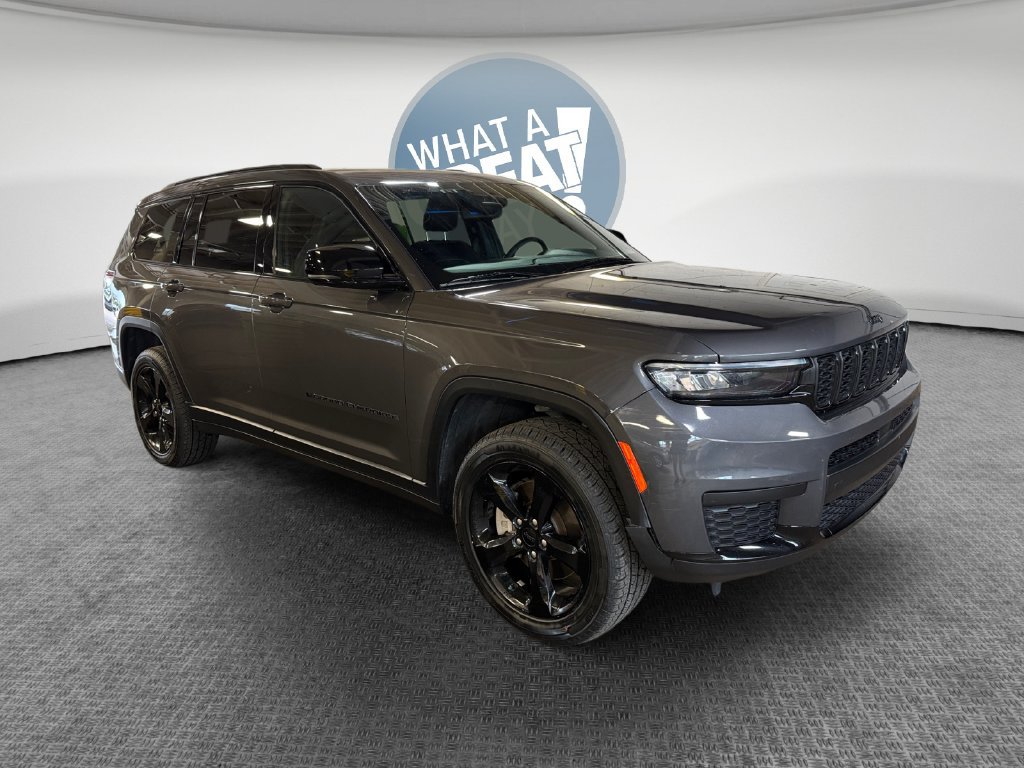 Used 2024 Jeep Grand Cherokee L Altitude AWD/4WD image 1