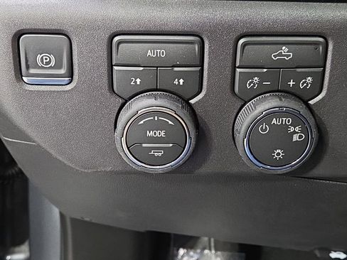 New 2026 Chevrolet Silverado 1500 LT image 28