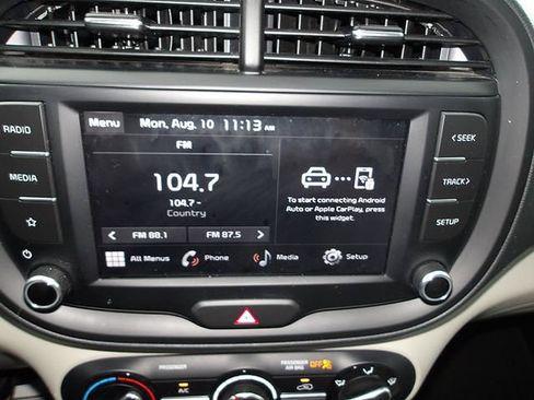 Certified 2024 Kia Soul LX FWD image 18