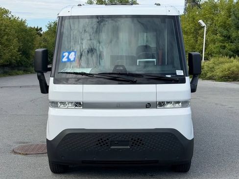 Used 2024 Chevrolet Brightdrop 600 w/ Commercial Equipment Package AWD/4WD image 7
