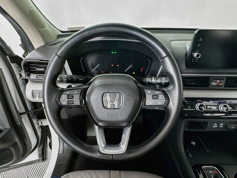 Used 2024 Honda Pilot EX-L image 13