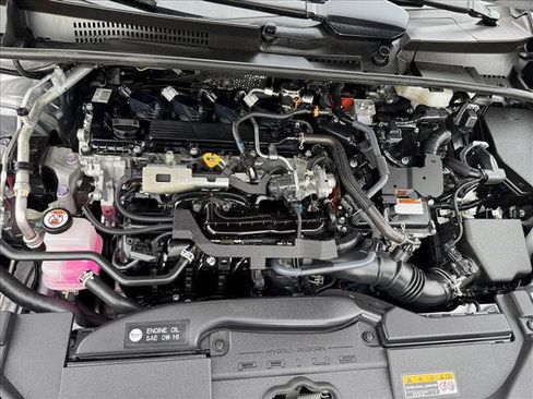 Used 2024 Toyota Prius LE FWD image 21