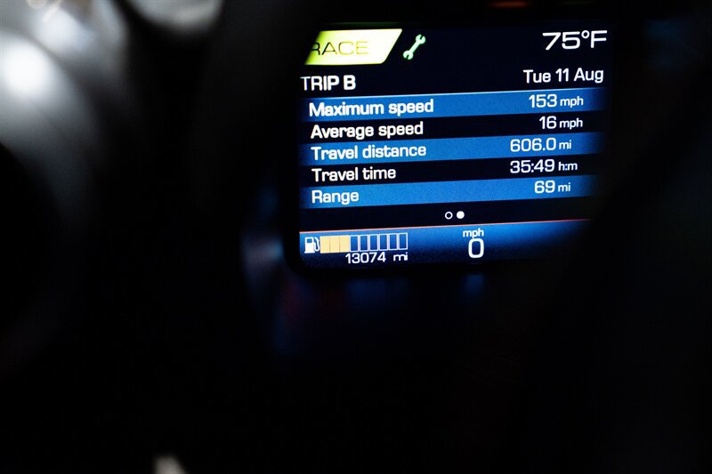 Used 2022 Ferrari F8 Tributo RWD image 38