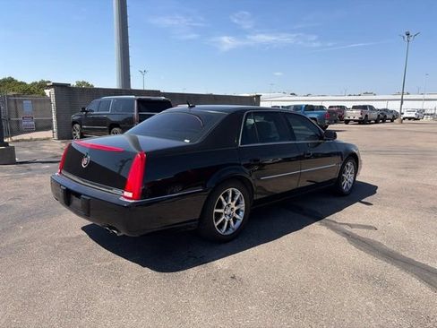 Used 2006 Cadillac DTS Performance FWD image 7