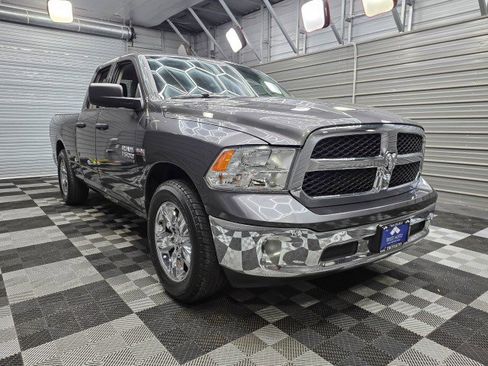 Used 2019 RAM 1500 ST AWD/4WD image 4