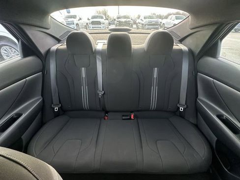Certified 2025 Hyundai Elantra Sport FWD image 21