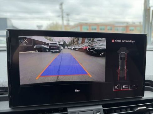 Used 2021 Audi Q5 2.0T Premium AWD/4WD image 17