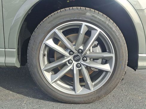 Used 2025 Audi Q3 2.0T Premium w/ Convenience Package image 8