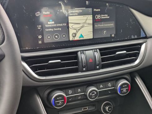 New 2025 Alfa Romeo Giulia AWD w/ Driving Assist Package image 14