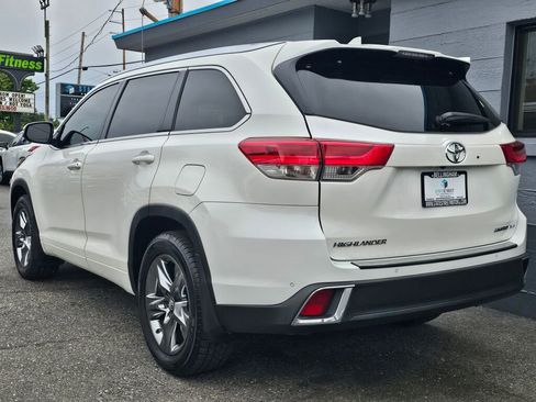 Used 2019 Toyota Highlander Limited AWD/4WD image 3