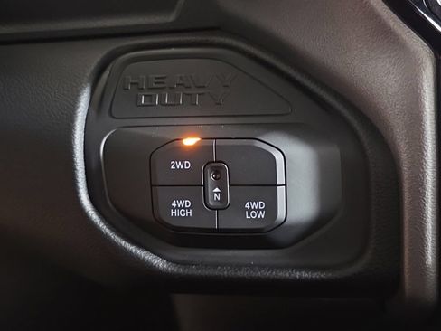 Certified 2026 RAM 2500 Big Horn AWD/4WD image 24