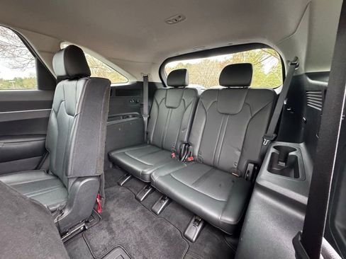 Used 2022 Kia Sorento S image 14