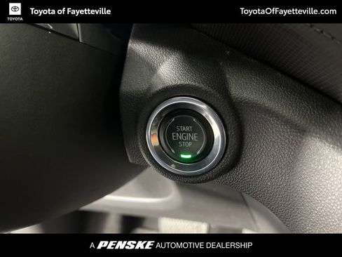 Used 2022 Chevrolet TrailBlazer LT w/ Convenience Package image 31