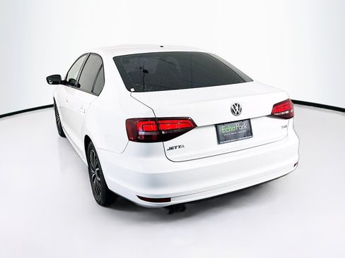 Used 2018 Volkswagen Jetta Wolfsburg Edition FWD image 5