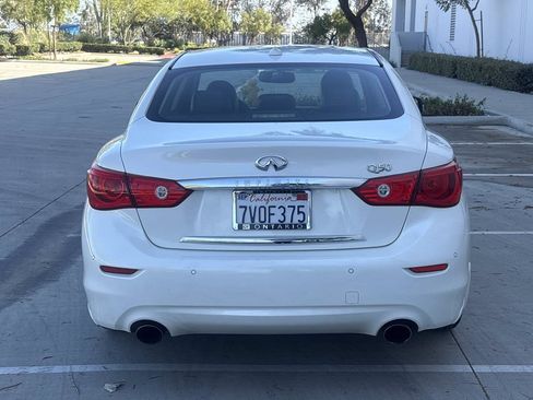 Used 2016 INFINITI Q50 3.0t Premium w/ Driver Assistance Package RWD image 4