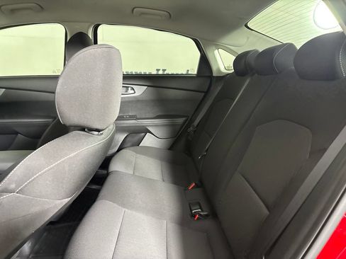 Used 2021 Kia Forte LXS FWD image 21