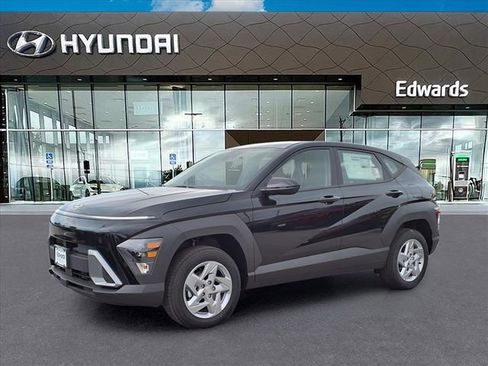 New 2026 Hyundai Kona SE image 1