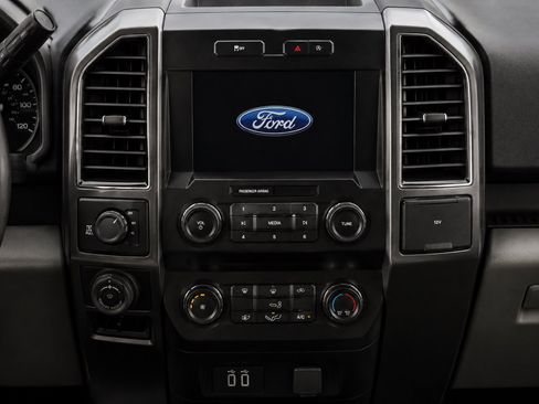 Used 2019 Ford F150 XLT w/ Equipment Group 301A Mid AWD/4WD image 17