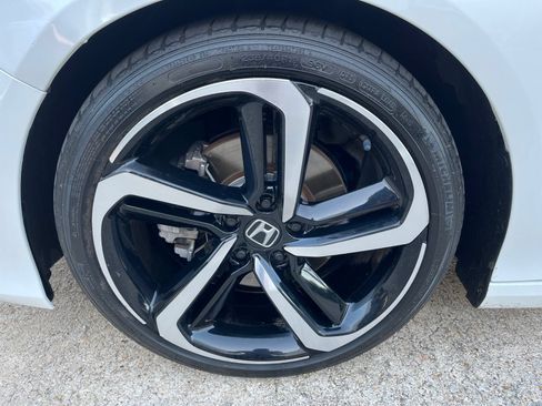 Used 2021 Honda Accord Sport image 7