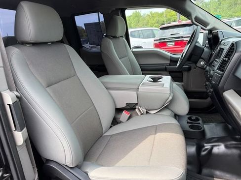 Used 2016 Ford F150 XL w/ Equipment Group 101A Mid AWD/4WD image 11